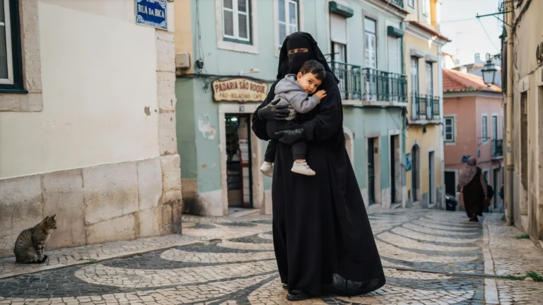 20260711 loi interdisant la burka dans les lieux publics au Portugal