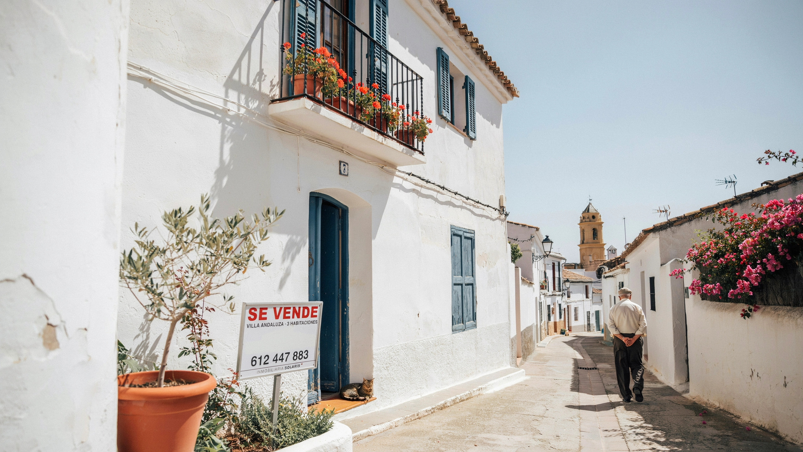 🇫🇷 Taxe à 100% sur les achats immobiliers des non-résidents : où en est-on ? 🇬🇧 Spain’s 100% Tax on Non-Resident Property Buyers: Where Does It Stand?