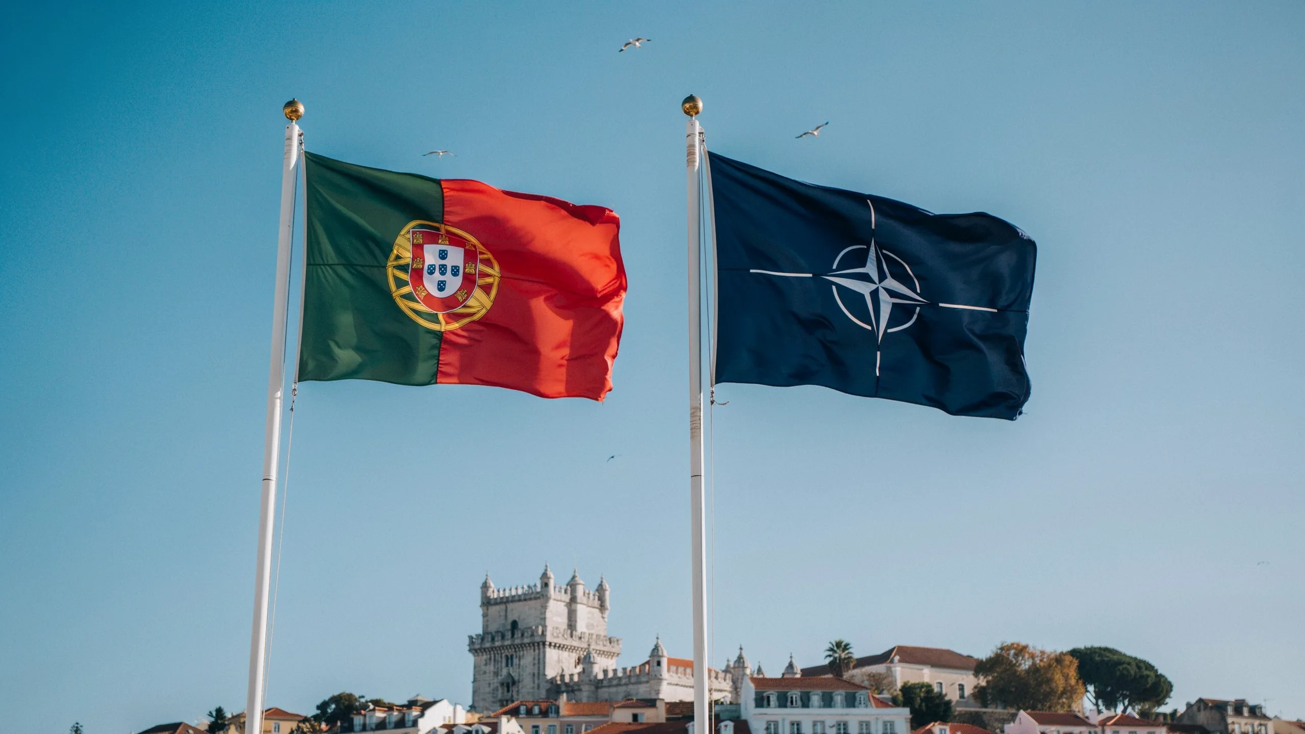 Portugal rejoint un programme de surveillance satellite de l'OTAN
