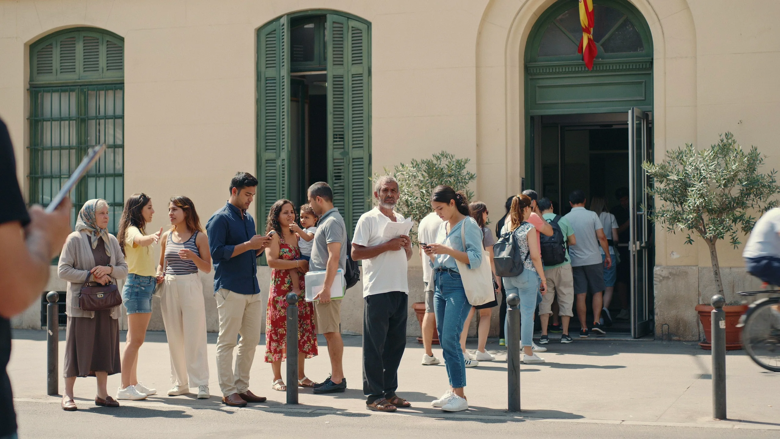 Amnistie migratoire en Espagne : près de 900 000 demandes pour 500 000 places