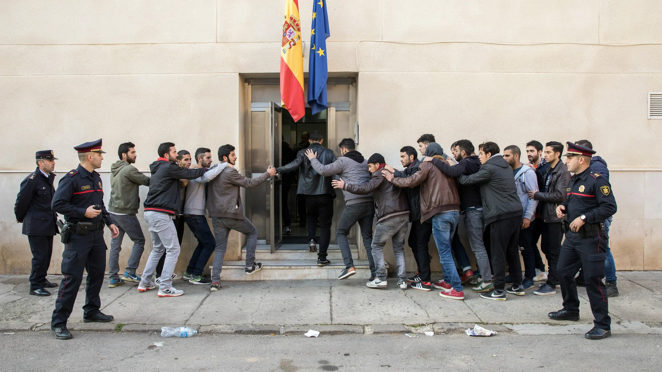 ⚠️ 🇫🇷 Rome suspend Schengen avec l&rsquo;Espagne, Madrid réplique : l&rsquo;Europe sous tension ⚠️ 🇬🇧 Rome Suspends Schengen With Spain, Madrid Retaliates: Europe on Edge